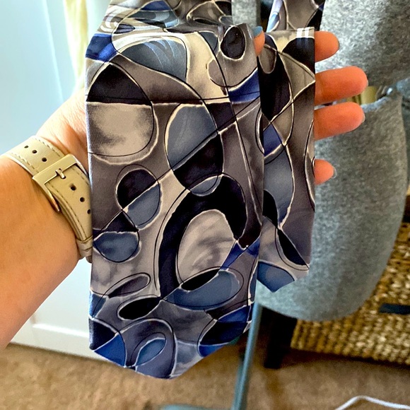 Jerry Garcia Blue Silk Tie EUC - Picture 2 of 4